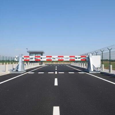 High Security Rising Arm Barrier with K4 Impact Resistance Hydraulic Drive and ISO 22343-2023 Compliance